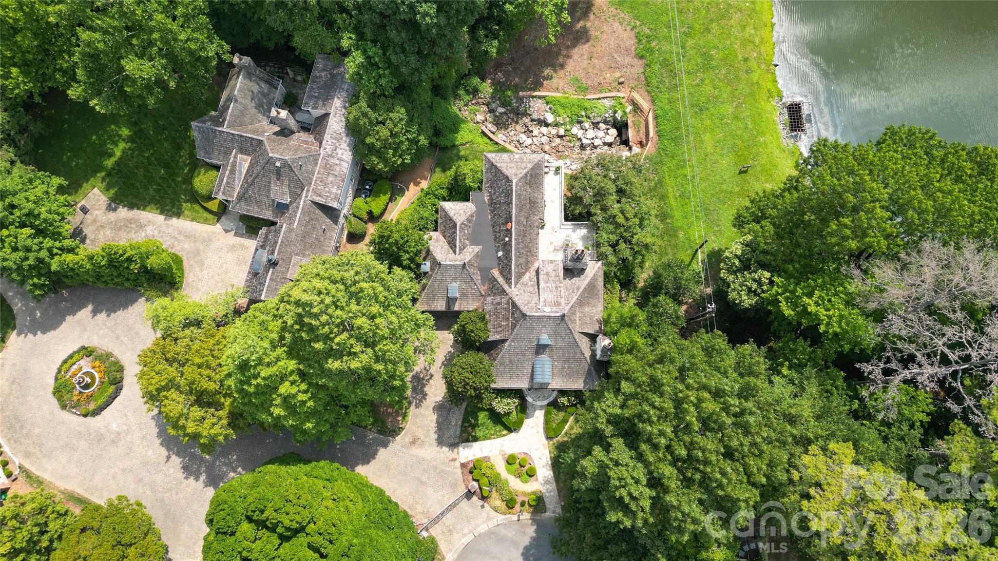2214 La Maison Drive