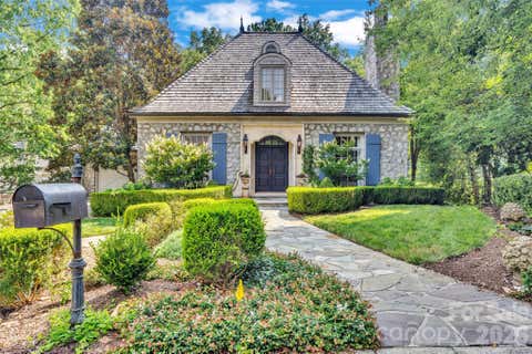 Photo of 2214 La Maison Drive, Charlotte, NC 28226 (MLS # 4402366)