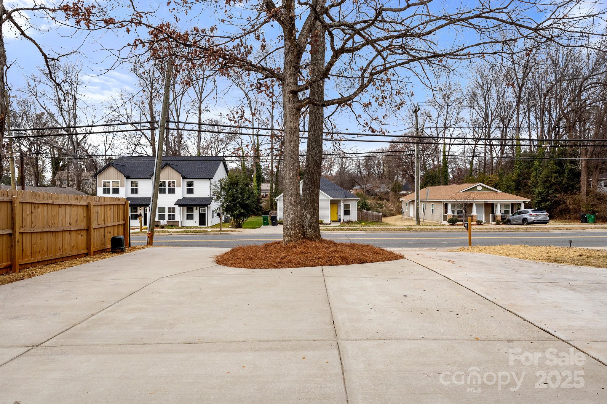 2805 Old Steele Creek Road