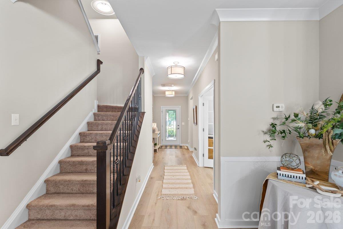 7007 Shaw Court