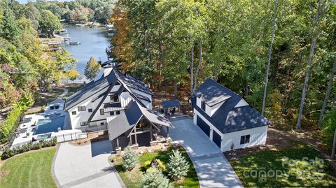 7508 Bankhead Road Denver NC 28037