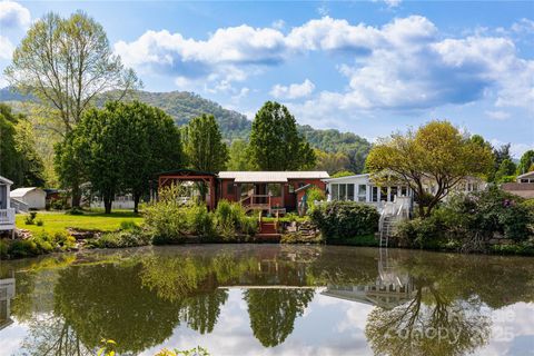 214 Pike Point Waynesville NC 28785