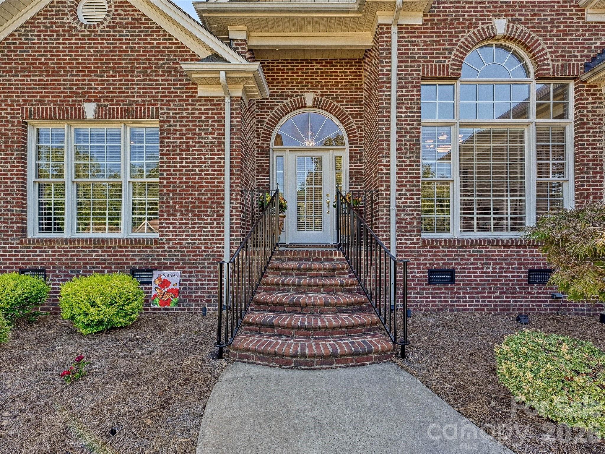 5125 WALNUT GROVE Court