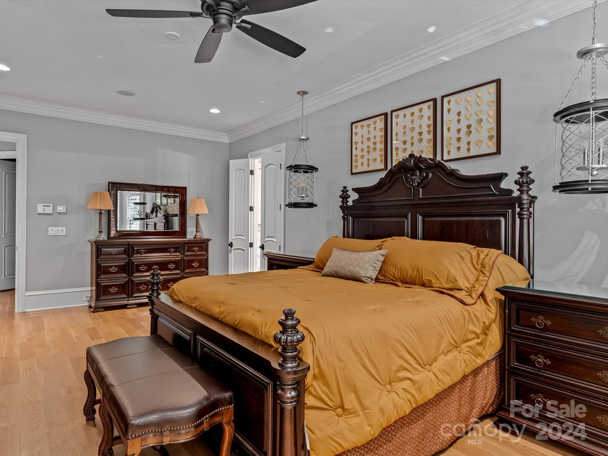 Twin Coves - Residential