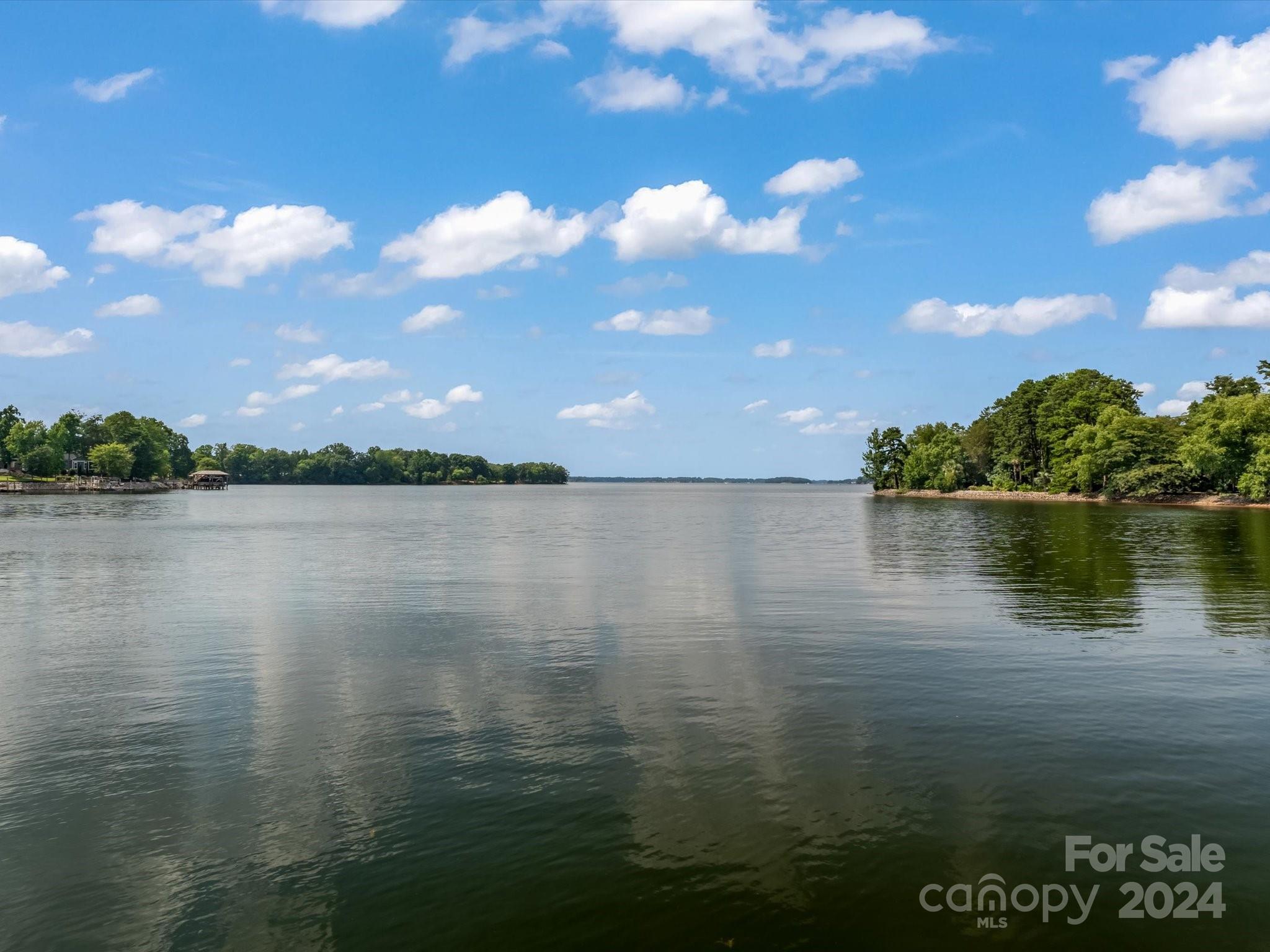 Twin Coves - Residential