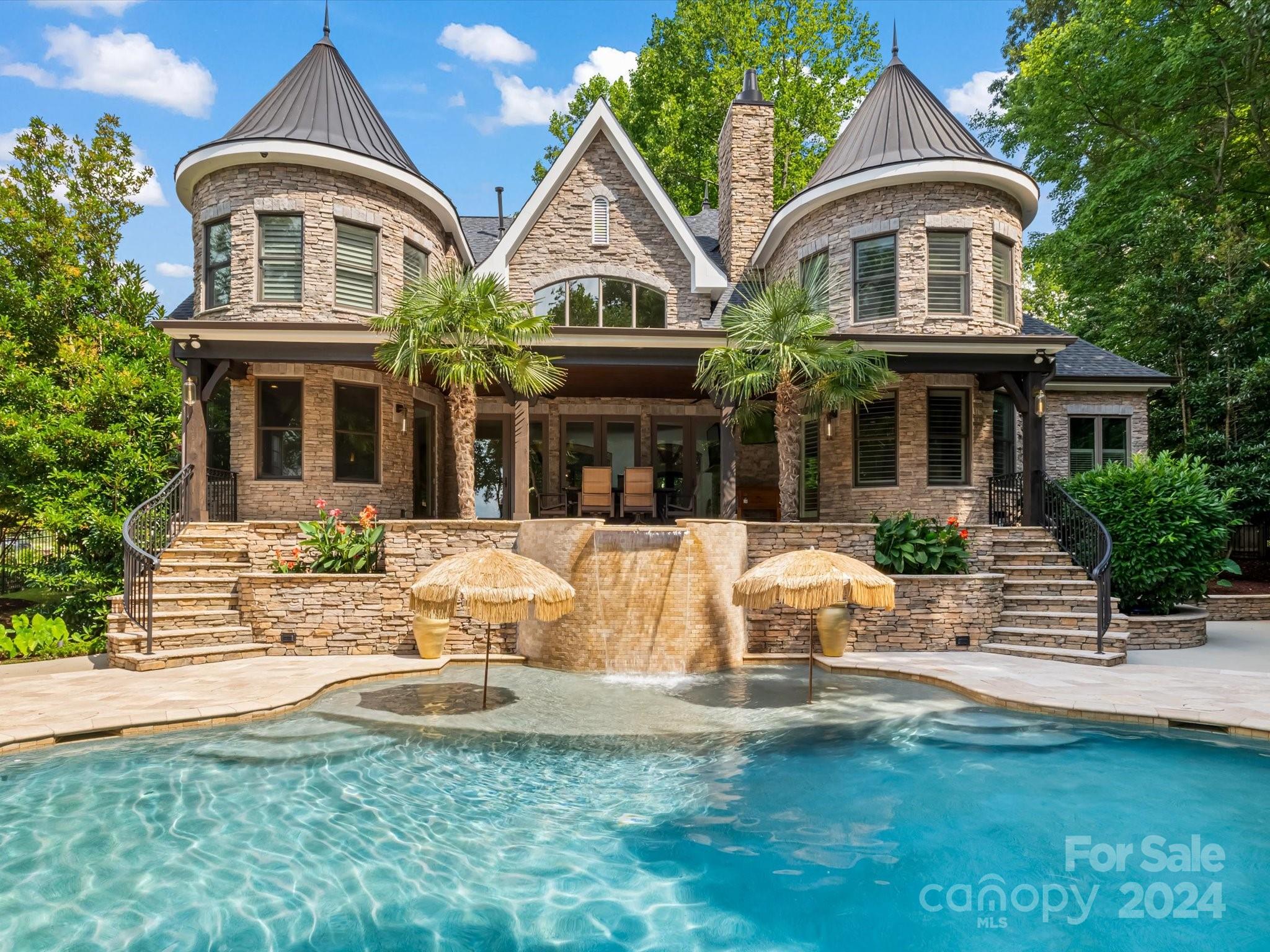 Twin Coves - Residential