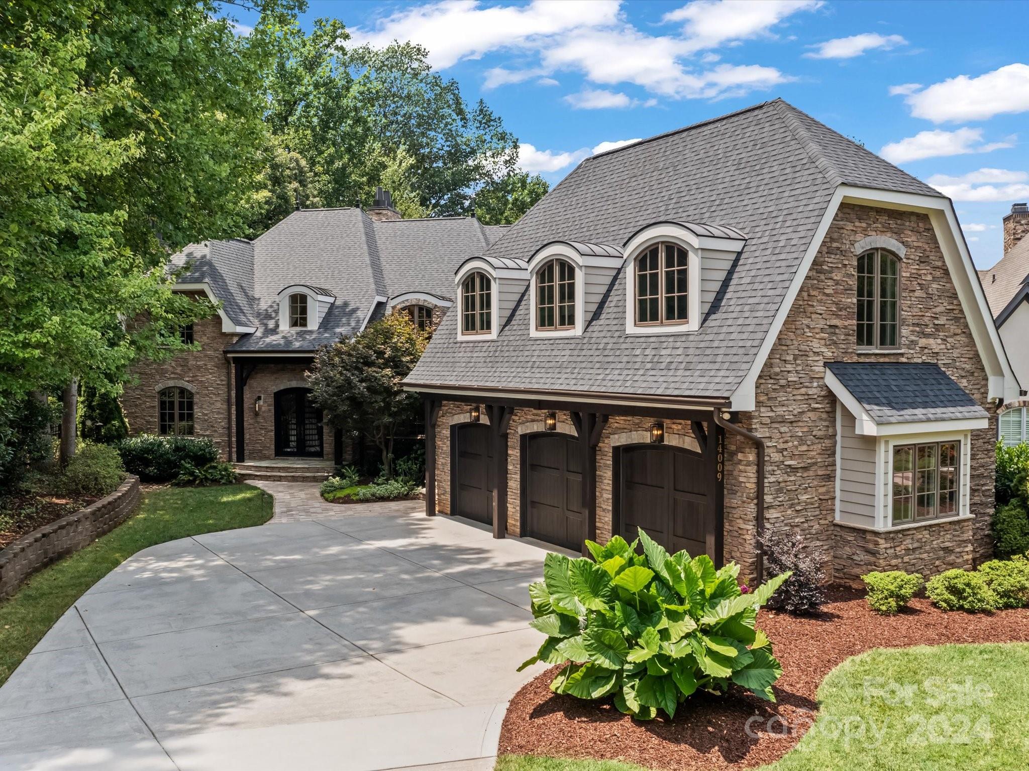 Twin Coves - Residential