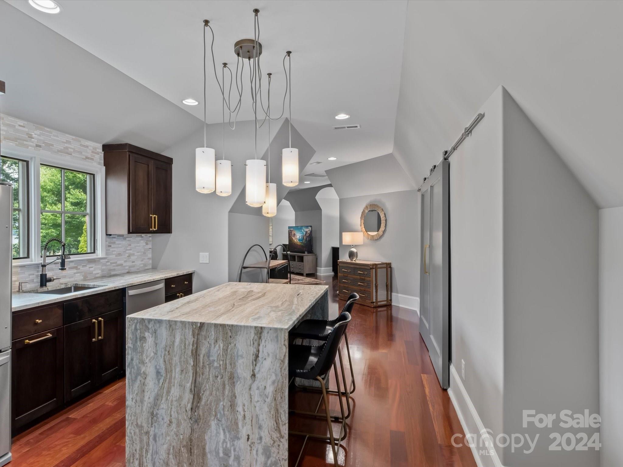 Twin Coves - Residential