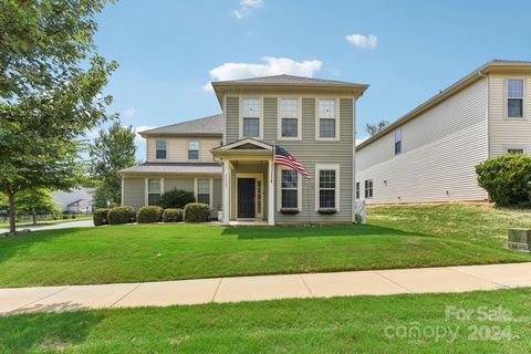 A home in Huntersville