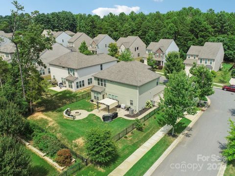 A home in Huntersville