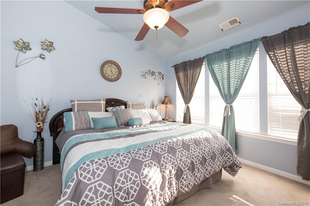 Ridge Pointe - Residential