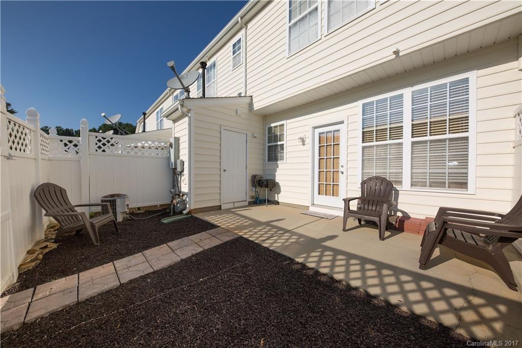 Ridge Pointe - Residential