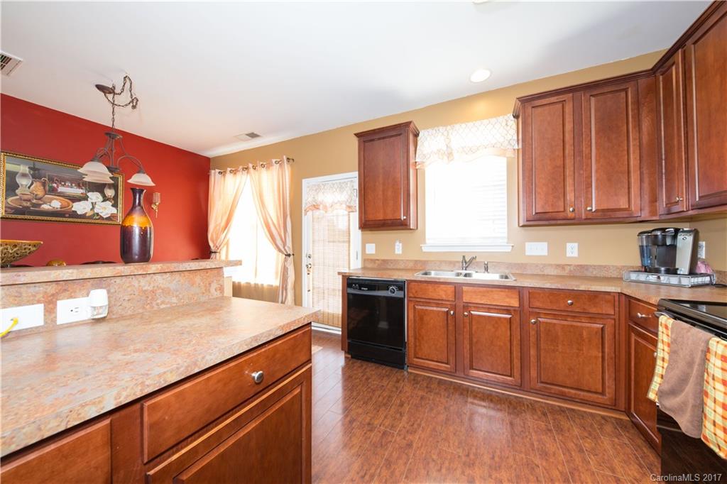 Ridge Pointe - Residential