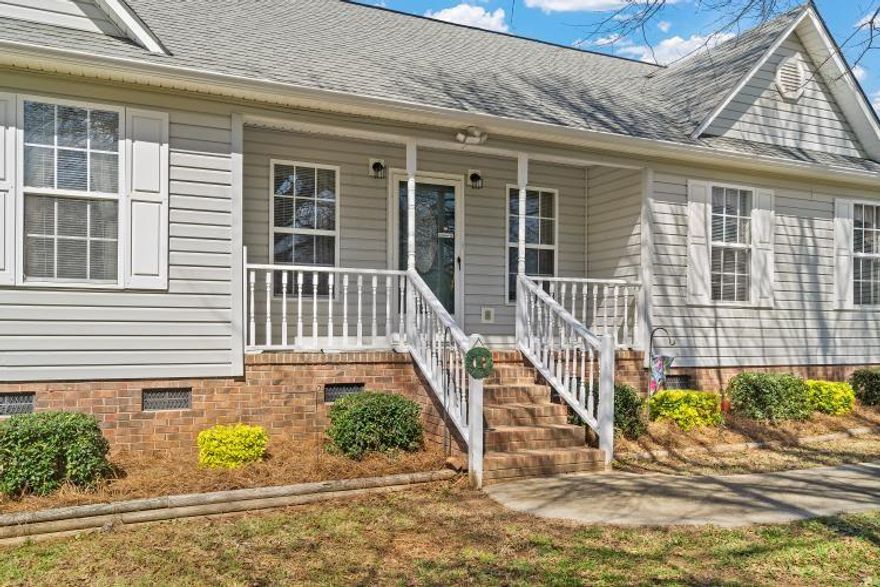 This great home on one acre in York, SC features a split plan with three bedrooms, two full bathrooms, open kitchen, dining and living area. Conveniently located one mile from Highway 321 and less than half mile from Highway 5. Just a few minutes to downtown York, restaurants, shopping and so much more.