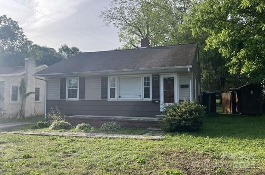 Fantastic Investment Opportunity or Starter Home in Lincolnton! This charming bungalow offers timeless character with original hardwood floors and a classic layout perfect for customization. This home comes with a recently put in New Water Heater! The low-maintenance vinyl exterior ensures easy upkeep, making it an ideal choice for landlords or first-time buyers looking for long-term value. With a little TLC, this home can shine as a strong addition to your rental portfolio or serve as the perfect place to call home. Conveniently located near local shops, schools, and amenities. Don't miss out on this great opportunity to invest in a growing area!