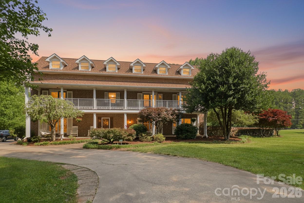 140 Ross Grove Road W