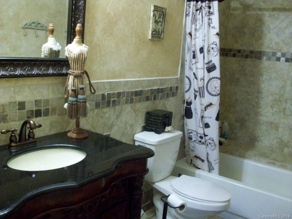 Tega Cay - Residential