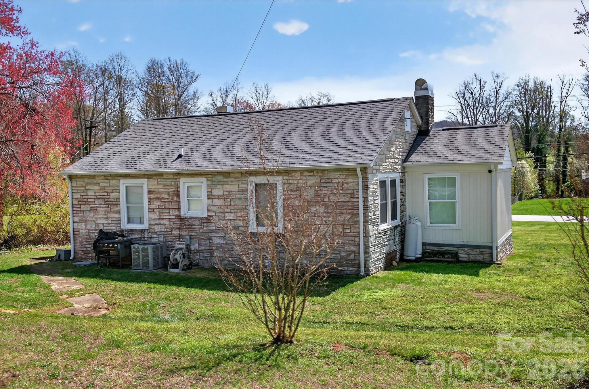 2501 US 70 Highway E