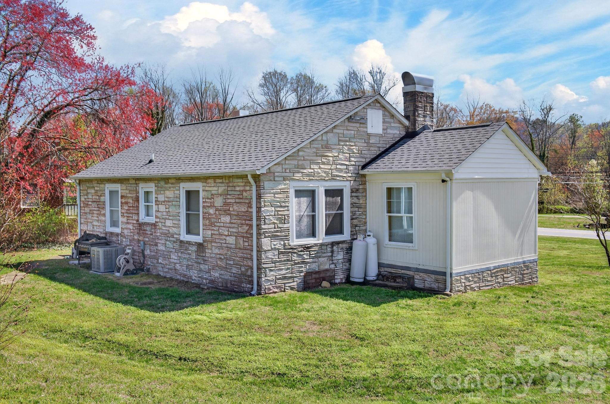 2501 US 70 Highway E