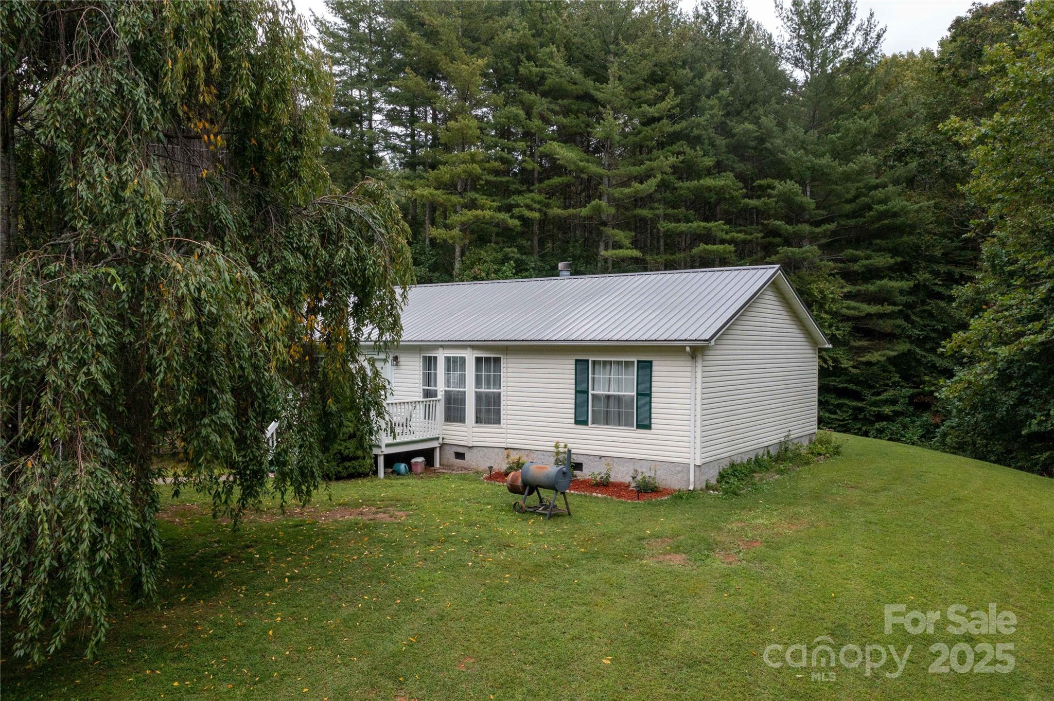 98 Cardinal Lane