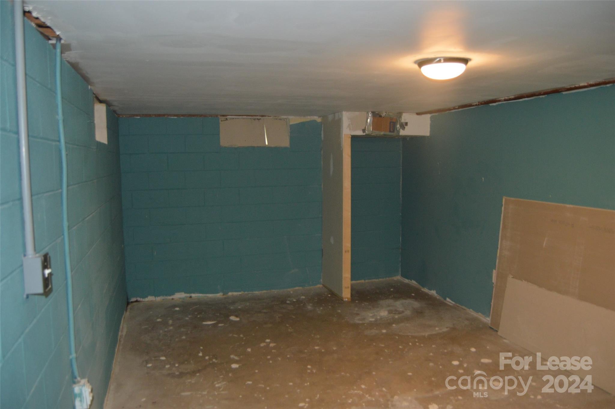 None - Residential Lease