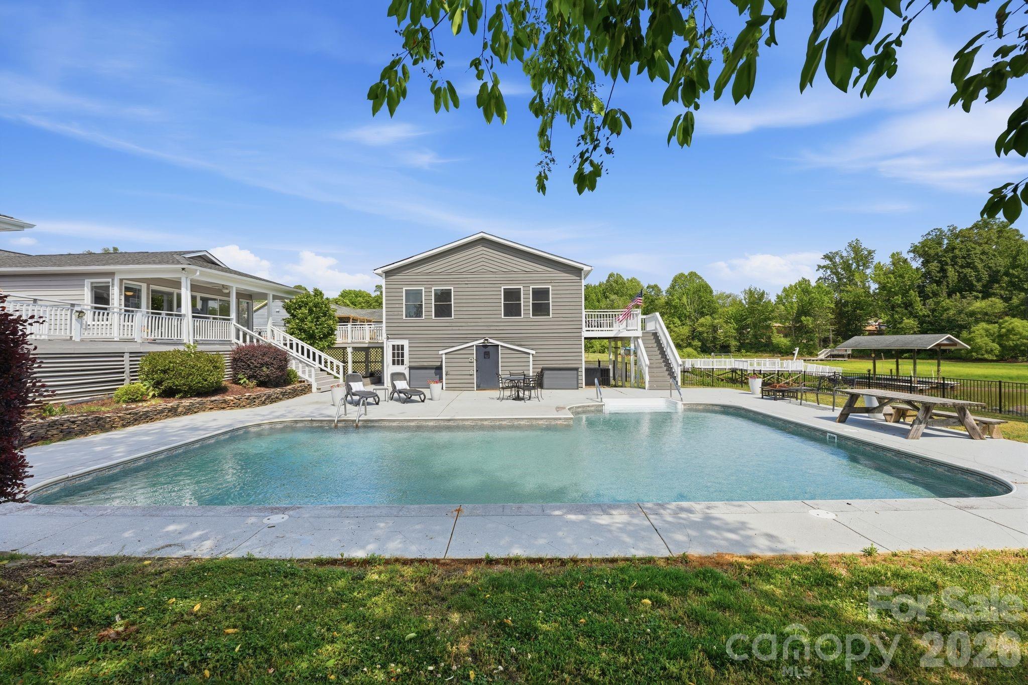 139 Perrin Drive