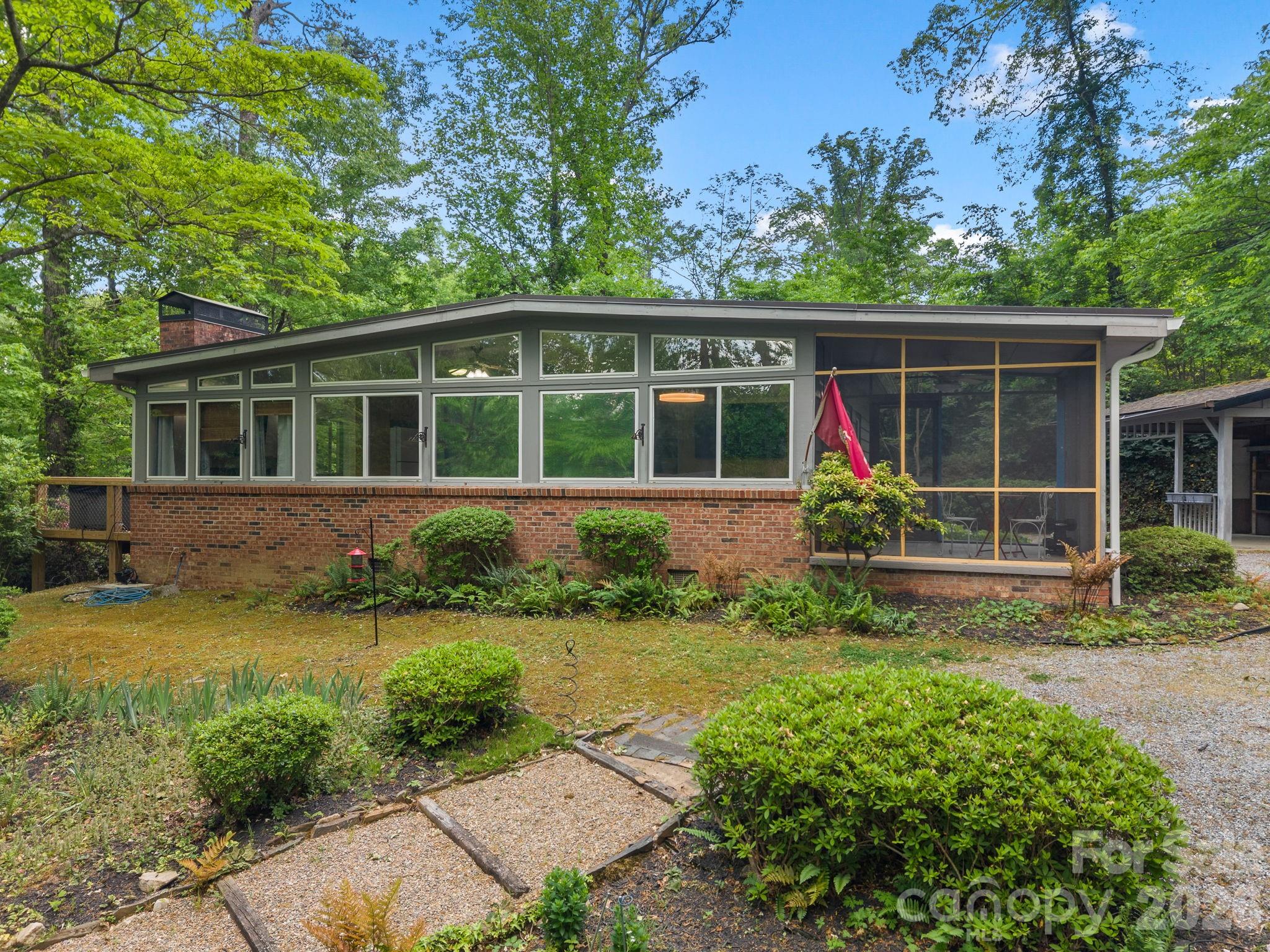 41 Red Bird Road