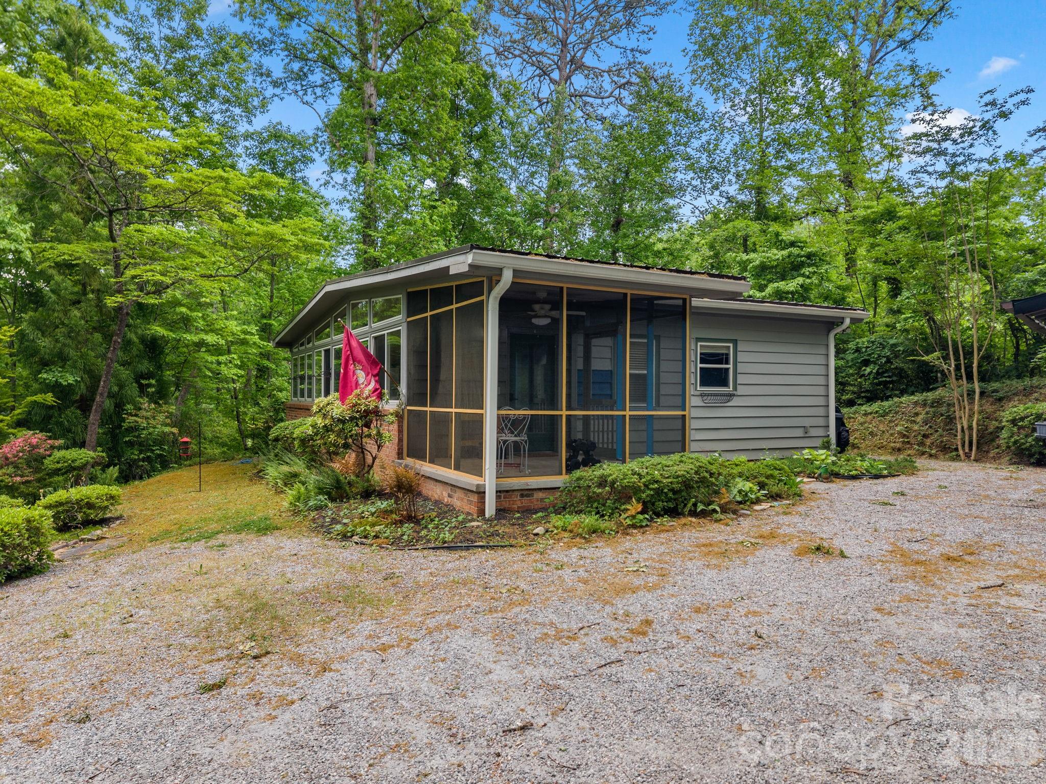 41 Red Bird Road
