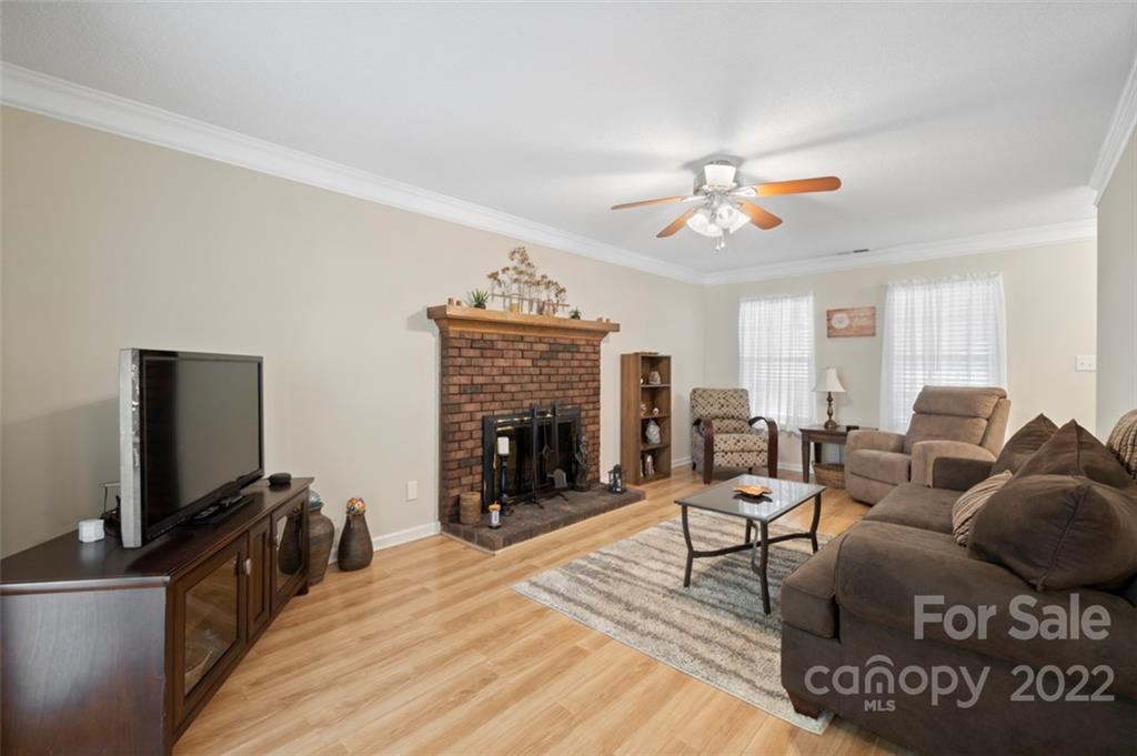 Windsor Woods - Residential