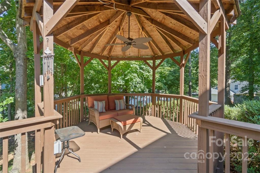 Windsor Woods - Residential