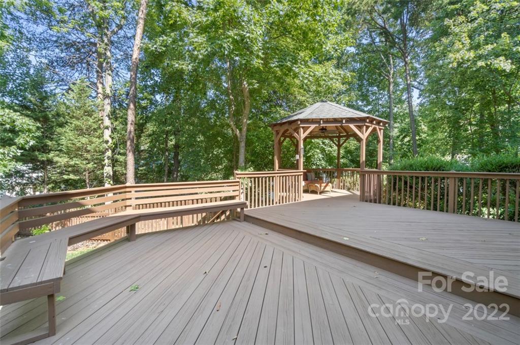 Windsor Woods - Residential