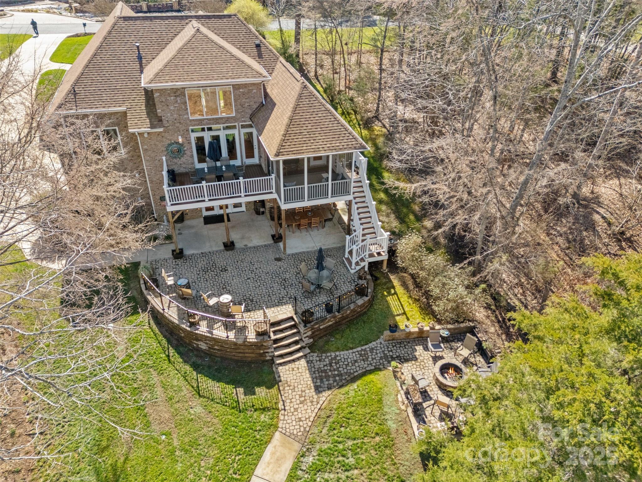 Mariners Bluff - Residential