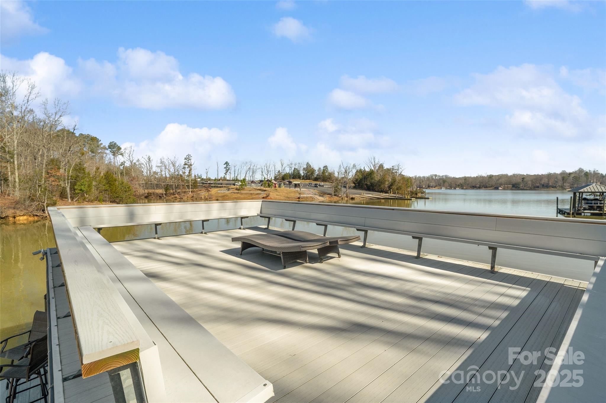 Mariners Bluff - Residential