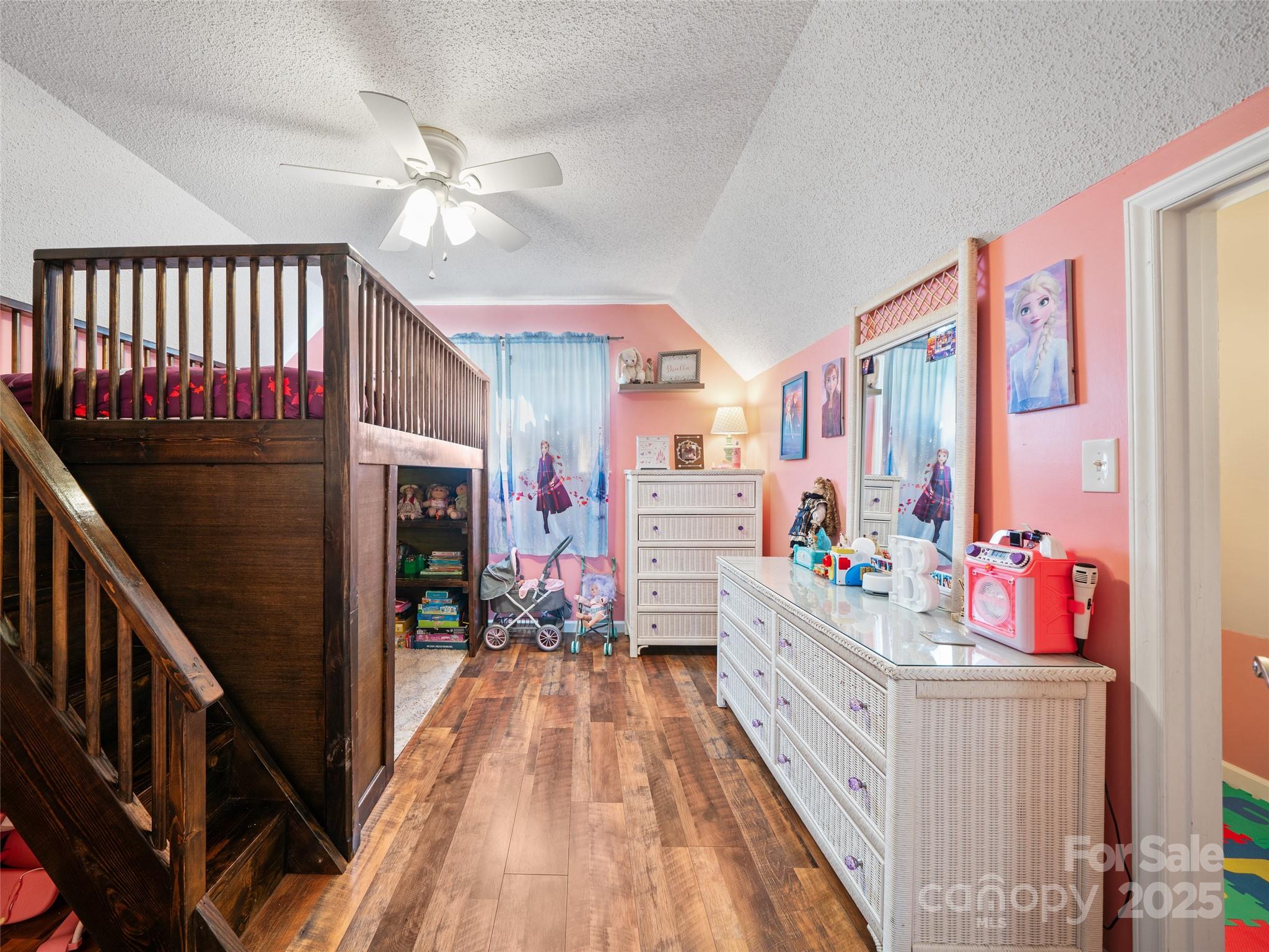 Meadowood - Residential