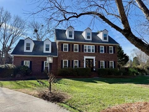 5512 Bellerive Court Charlotte NC 28277