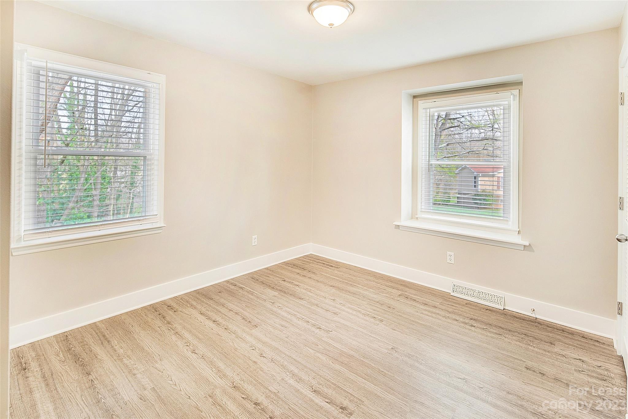 Olde Savannah - Residential Lease