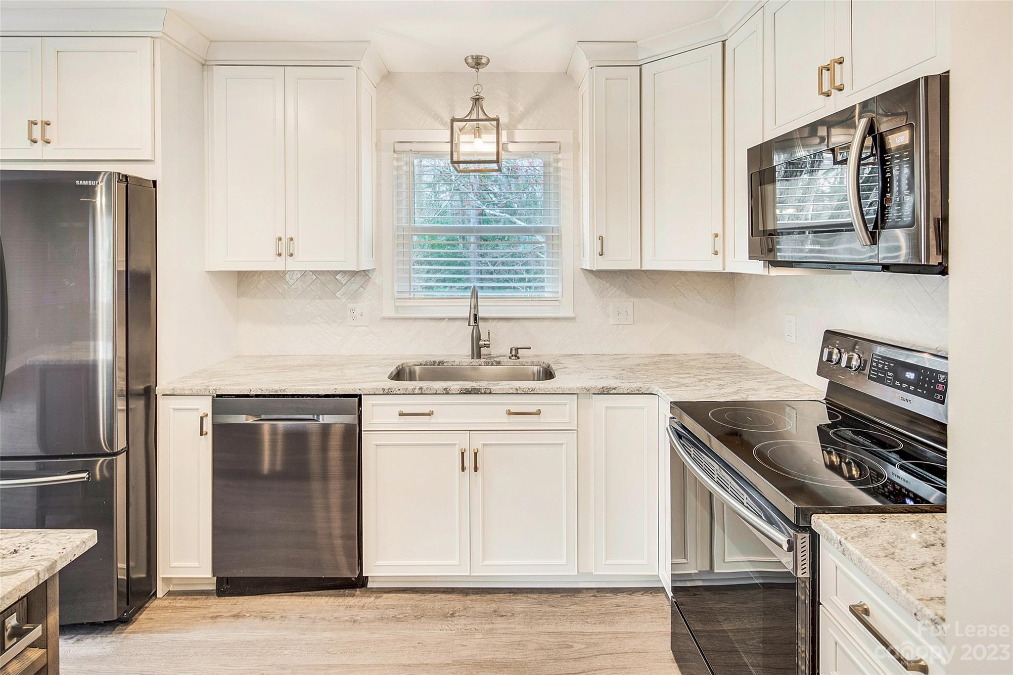 Olde Savannah - Residential Lease