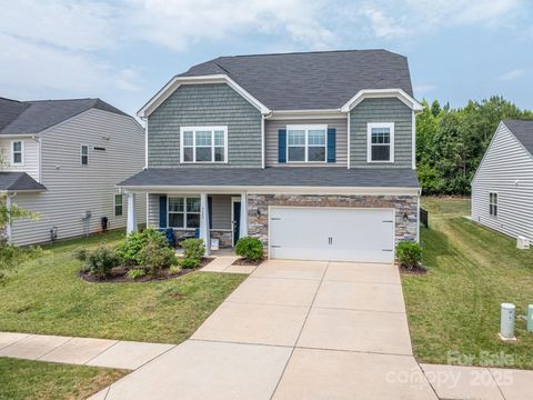 2643 Swamp Chestnut Oak Drive Gastonia NC 28056