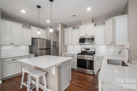 Photo of 2643 Swamp Chestnut Oak Drive, Gastonia, NC 28056 (MLS # 4331929)