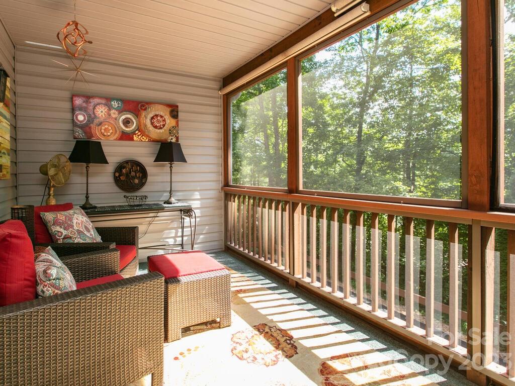 Connestee Falls - Residential