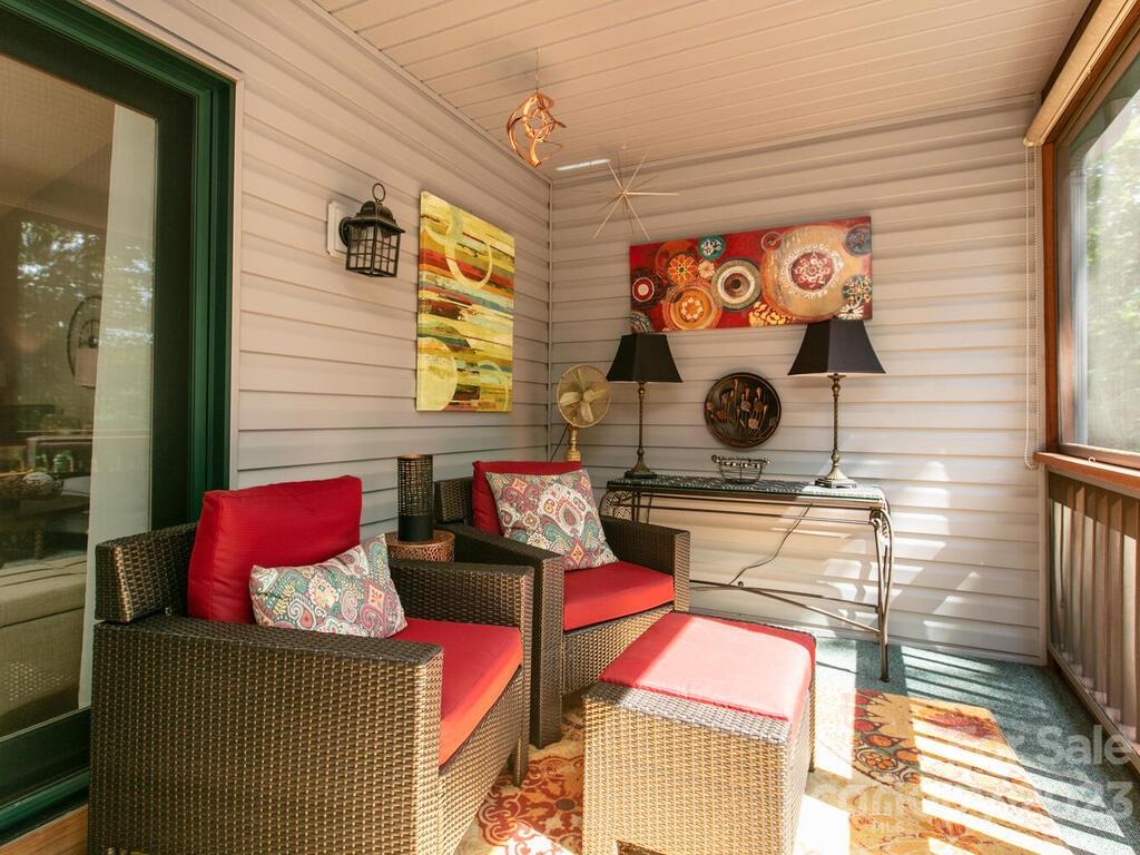 Connestee Falls - Residential