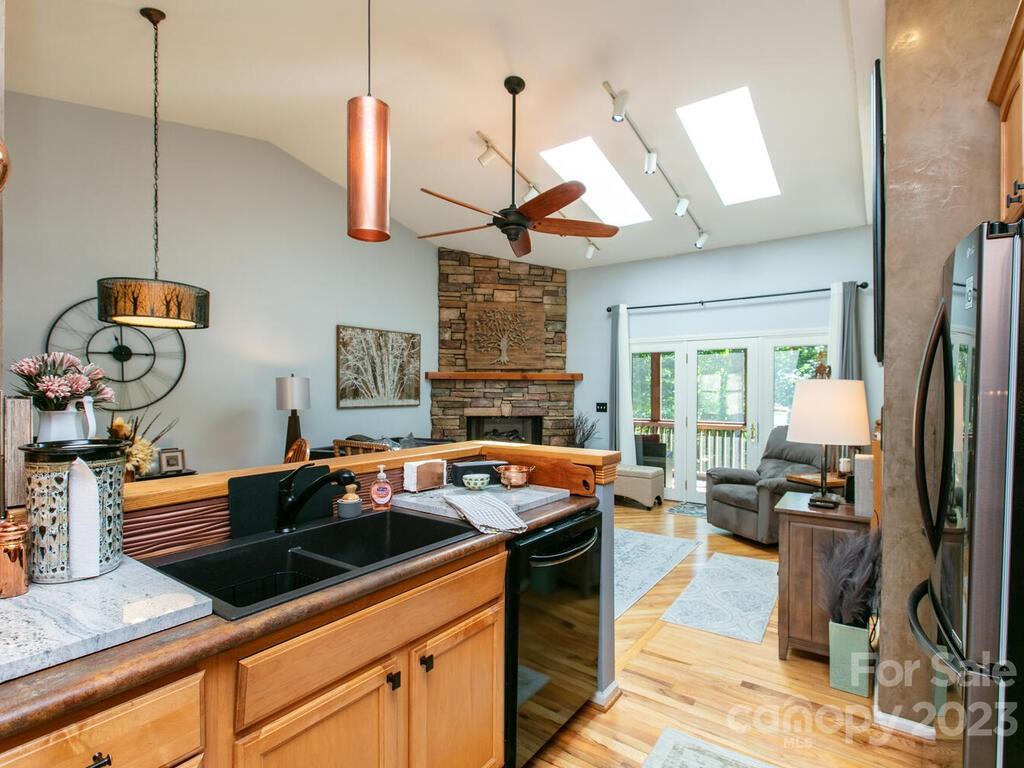 Connestee Falls - Residential