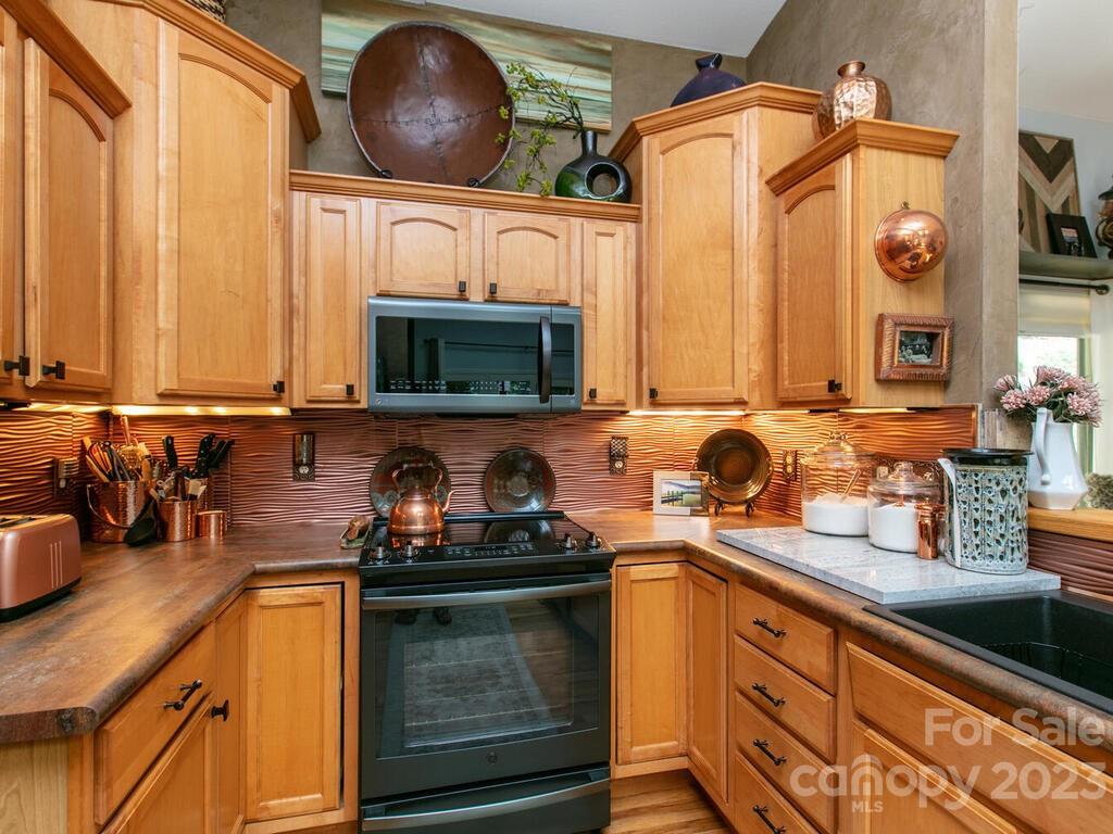 Connestee Falls - Residential