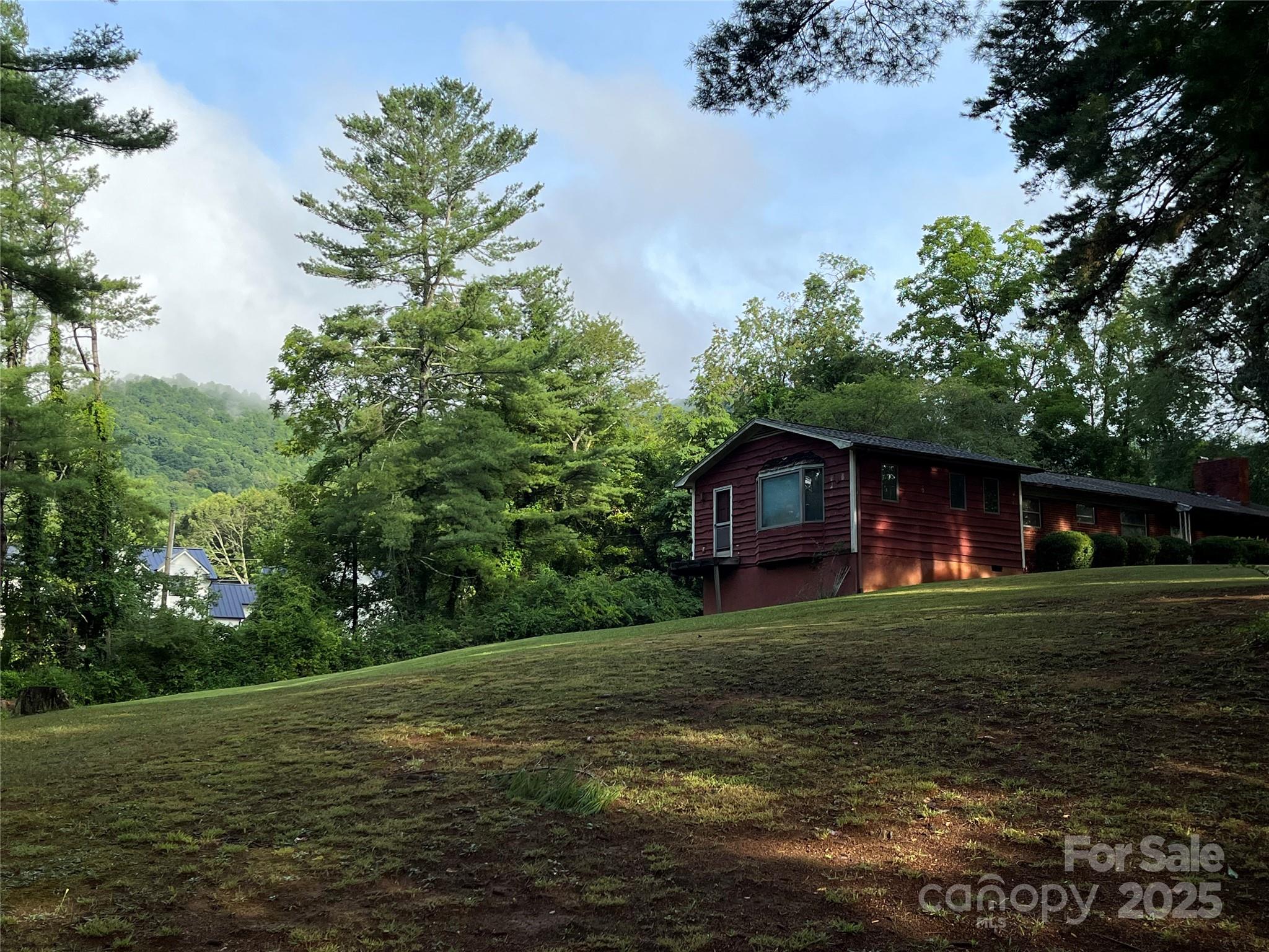 794 New Haw Creek Road