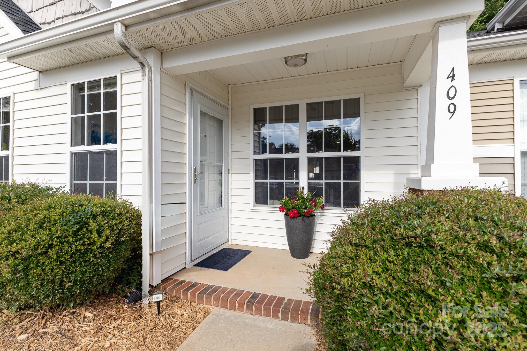 409 Lexie Lane