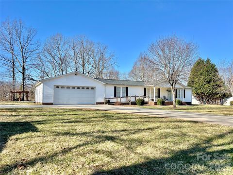 214 Heritage Circle Taylorsville NC 28681