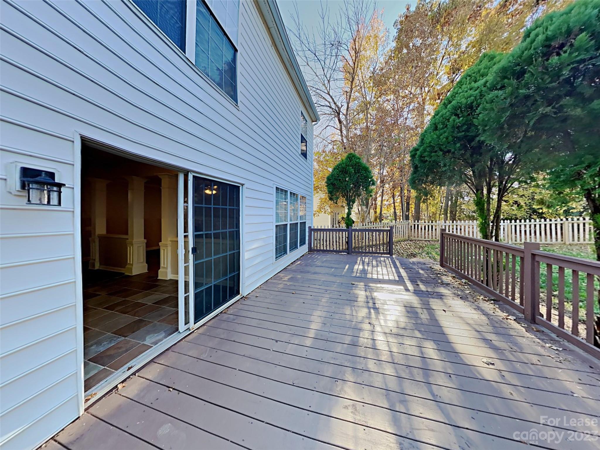 Unknown - Residential Lease