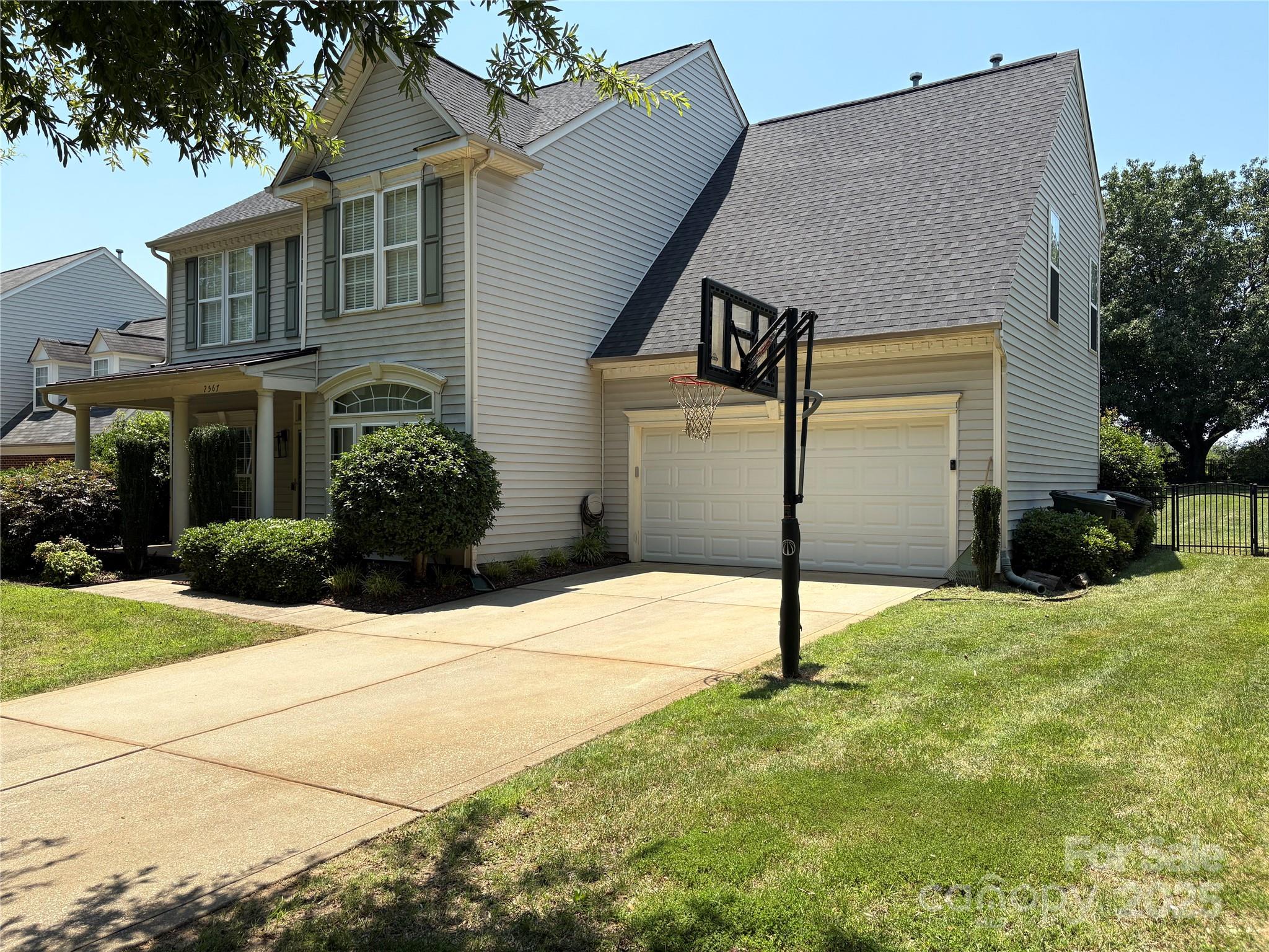 2567 Holly Oak Lane