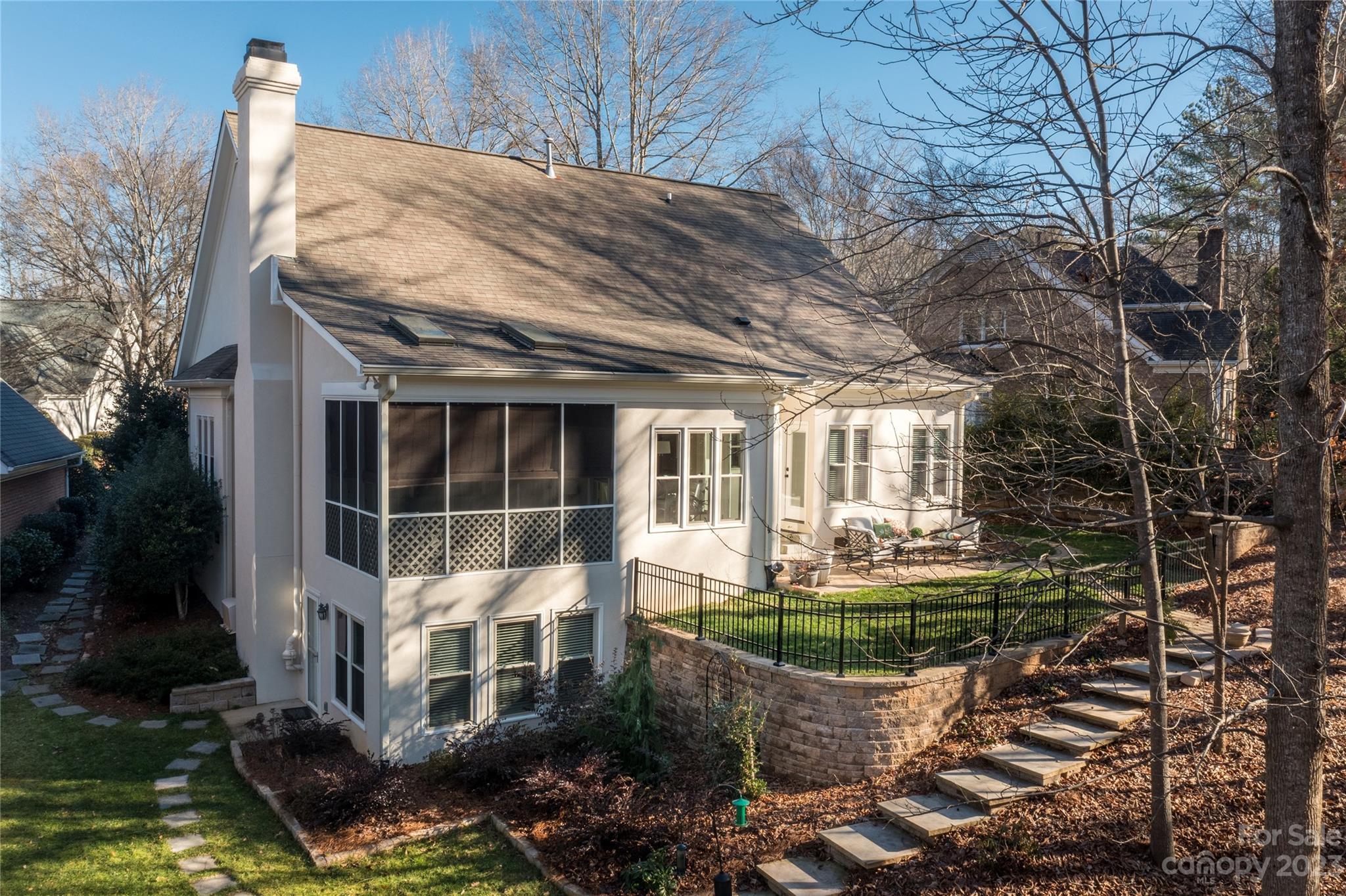 Ivy Hall - Residential