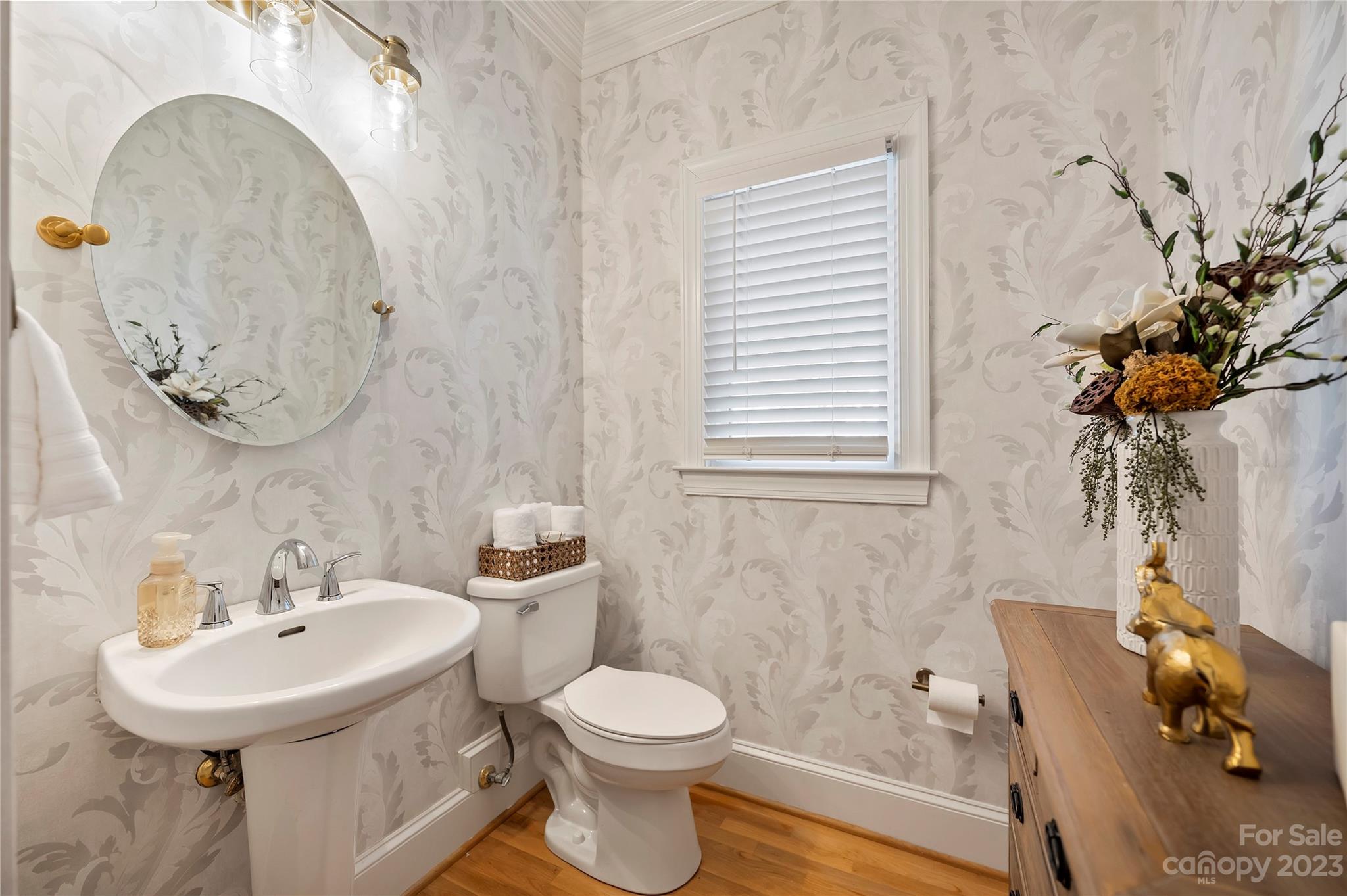 Ivy Hall - Residential